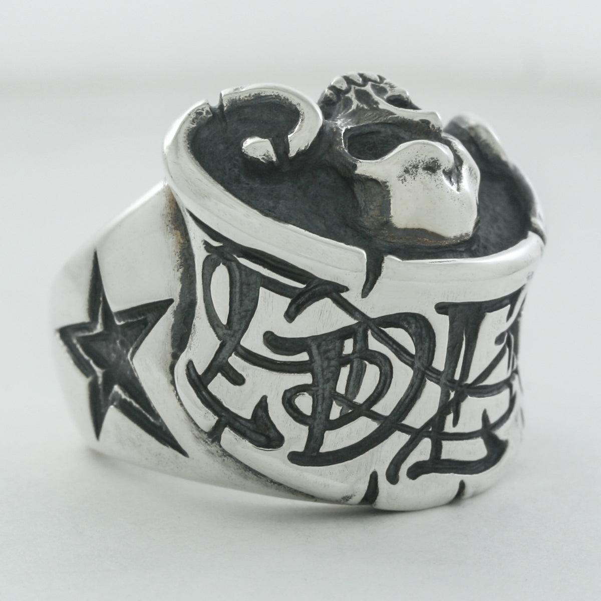 Rock and Justice EDEN - Flag Ring "EDEN" - EDEN ROCK STORE