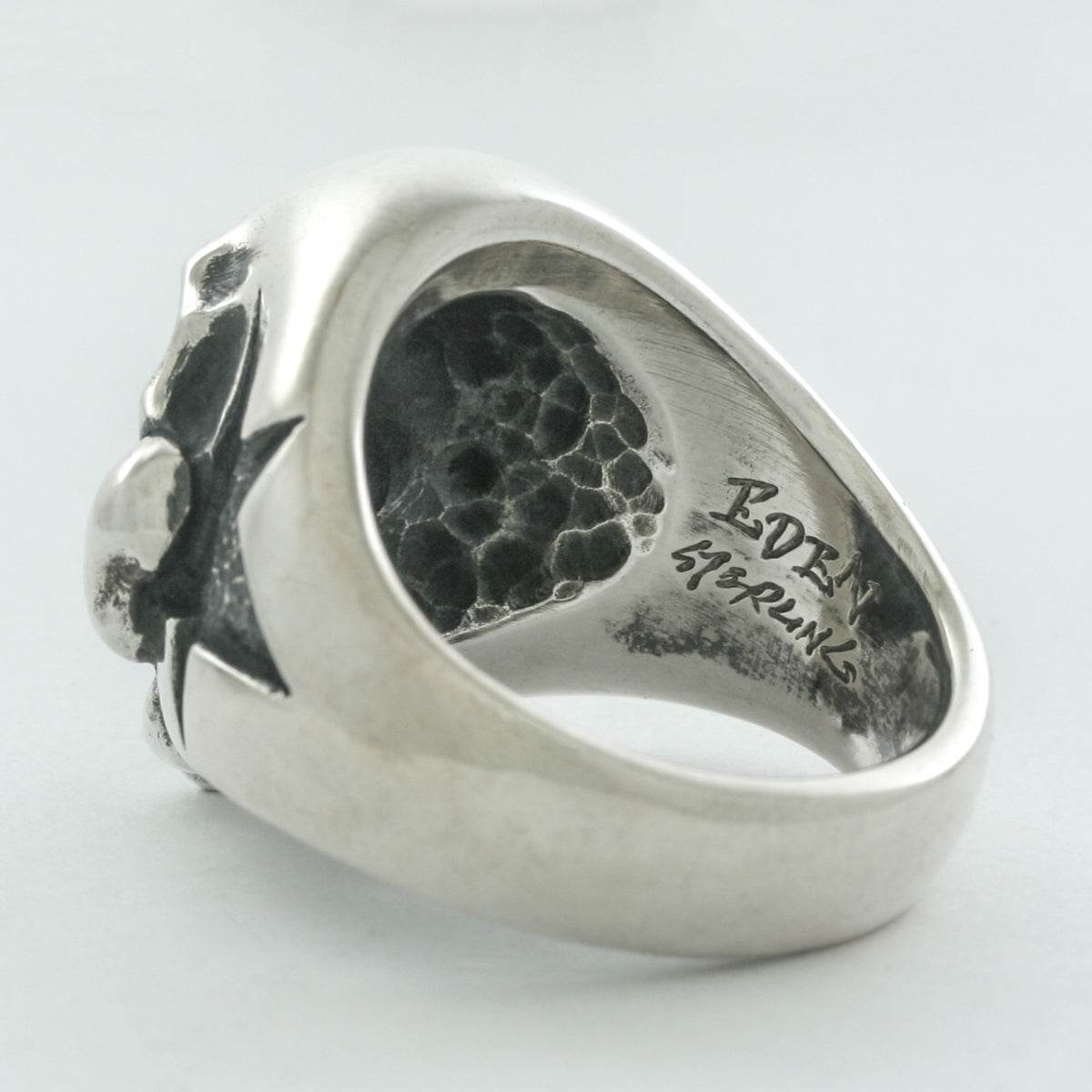 Rock and Justice EDEN - Cross Bone Skull Ring - EDEN ROCK STORE