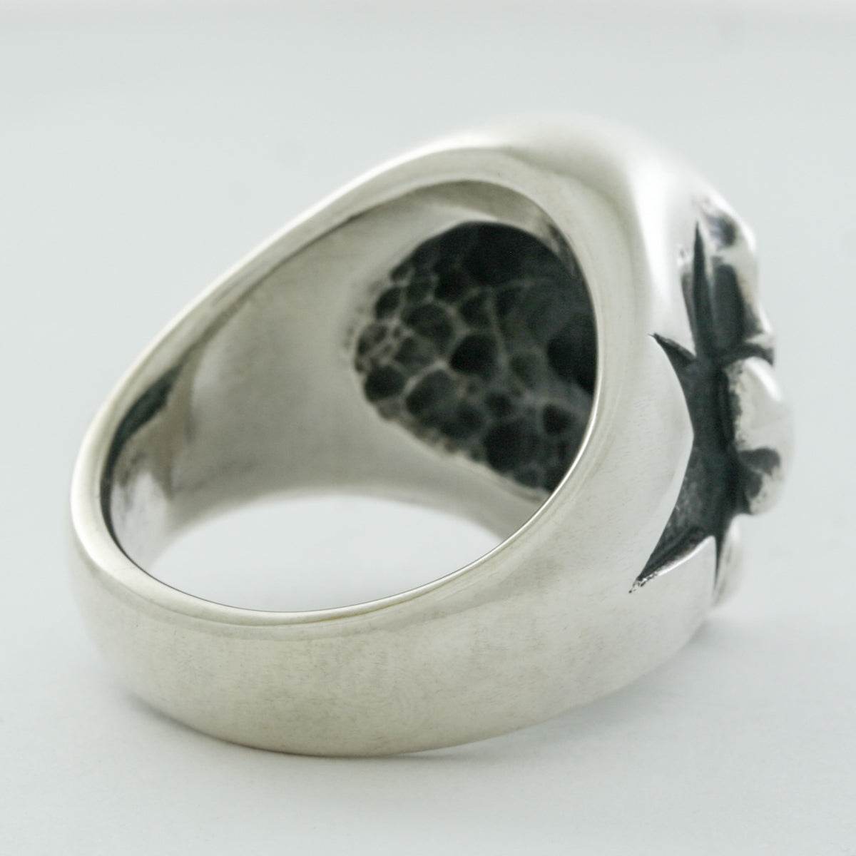 Rock and Justice EDEN - Cross Bone Skull Ring - EDEN ROCK STORE
