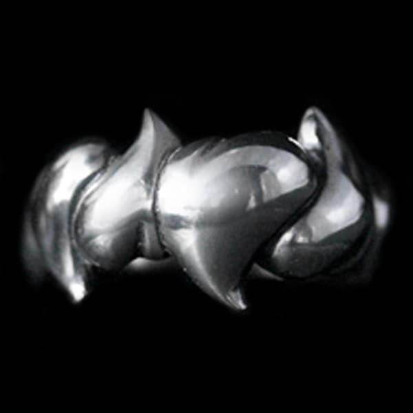 r.l.d / Rat Race - IBARA Heart Ring – RAT RACE OFFICIAL STORE