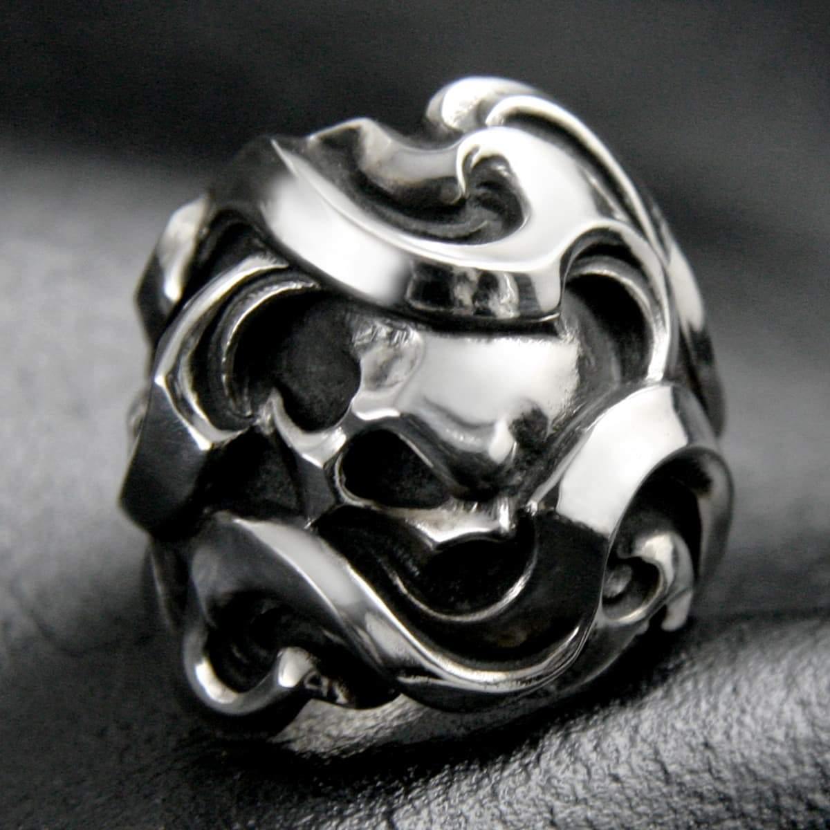 Skull & Flare Ring 3