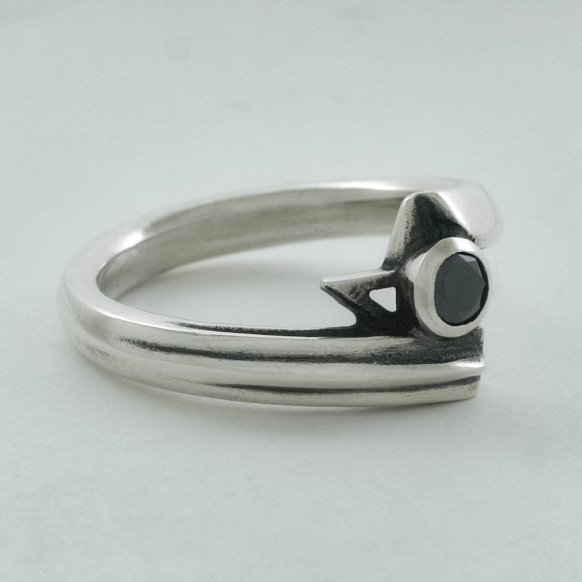 Rock and Justice EDEN - Shining Star Ring CZ/BK - EDEN ROCK STORE