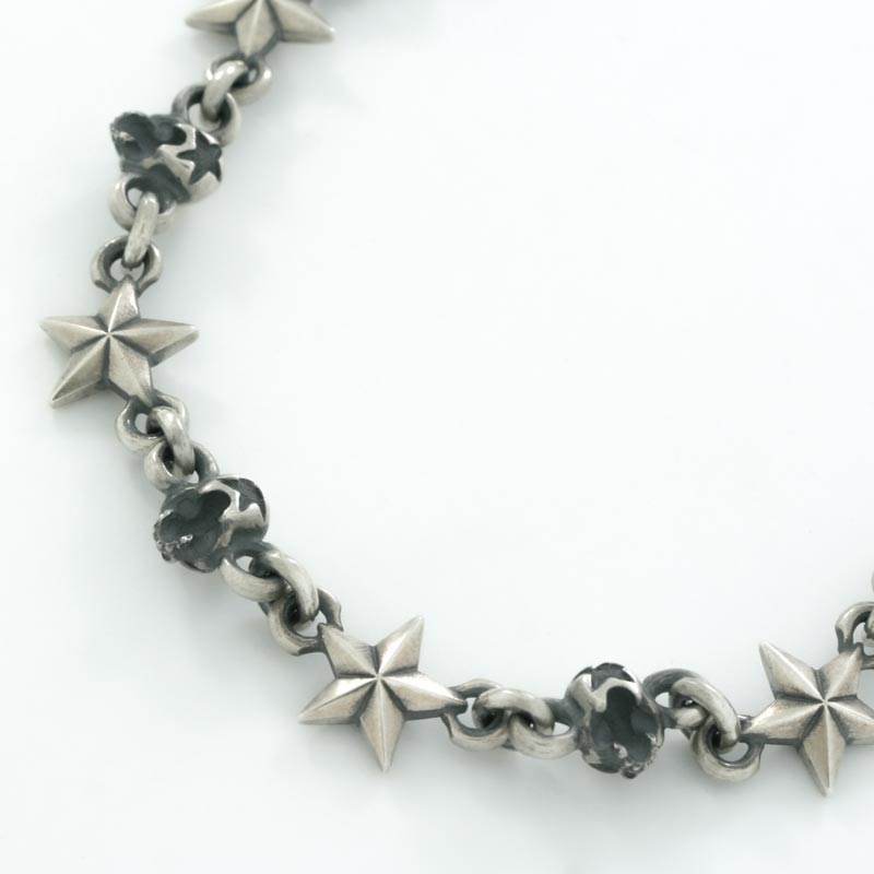 Rock and Justice EDEN - Tiny Star & Skull Bracelet - EDEN ROCK STORE