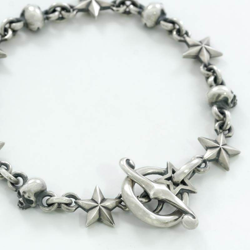 Rock and Justice EDEN - Tiny Star & Skull Bracelet (Side) - EDEN ROCK STORE
