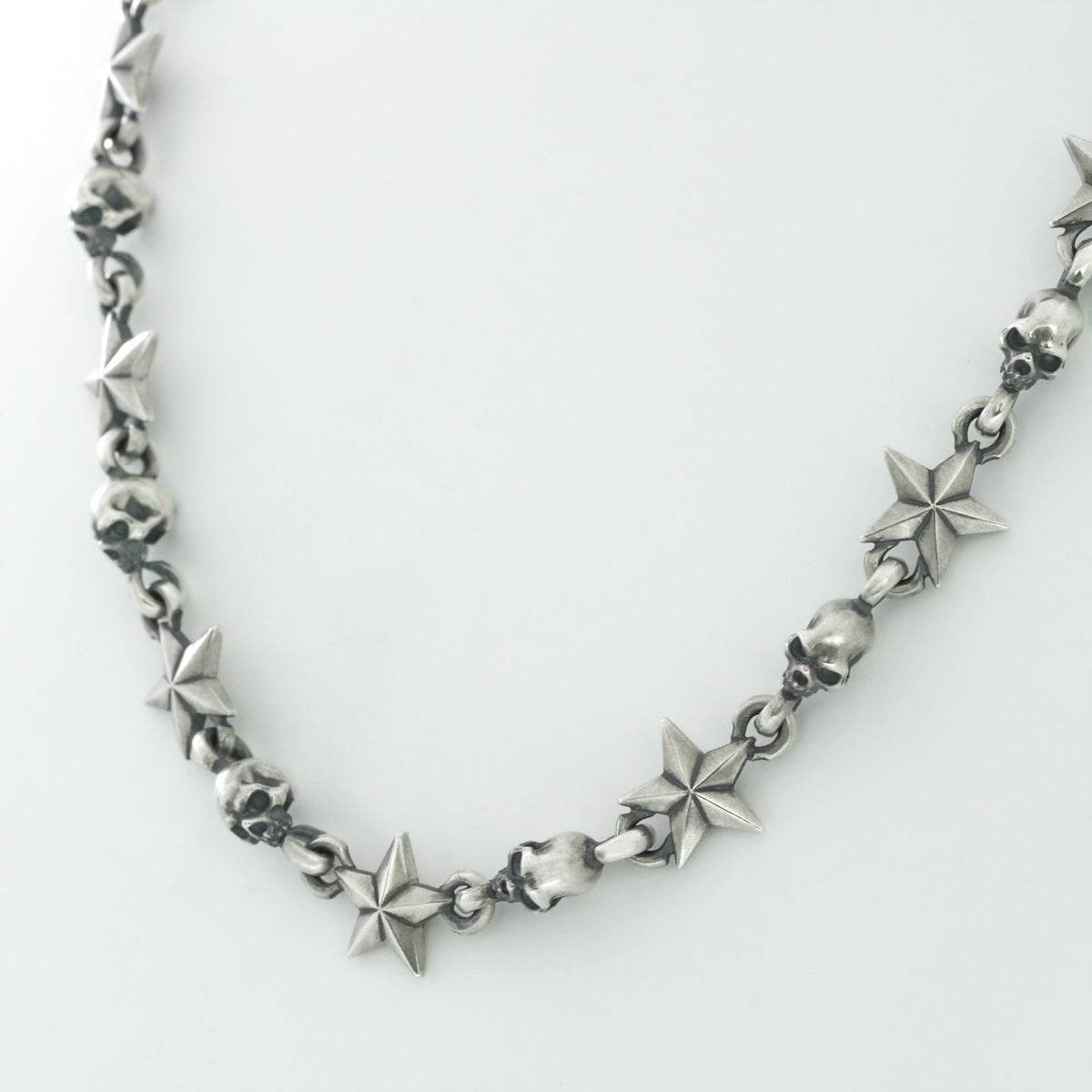 Rock and Justice EDEN - Tiny Star and Skull Necklace 50cm - EDEN ROCK STORE