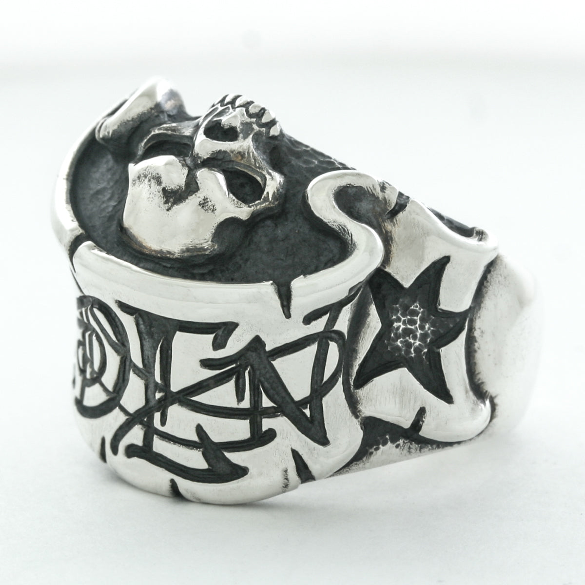 Rock and Justice EDEN - Flag Ring "EDEN" - EDEN ROCK STORE