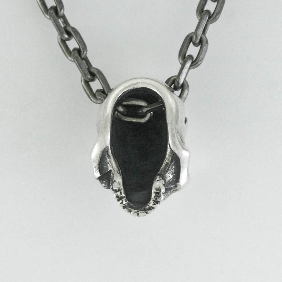Rock and Justice EDEN - Skull Beads Top LS - EDEN ROCK STORE