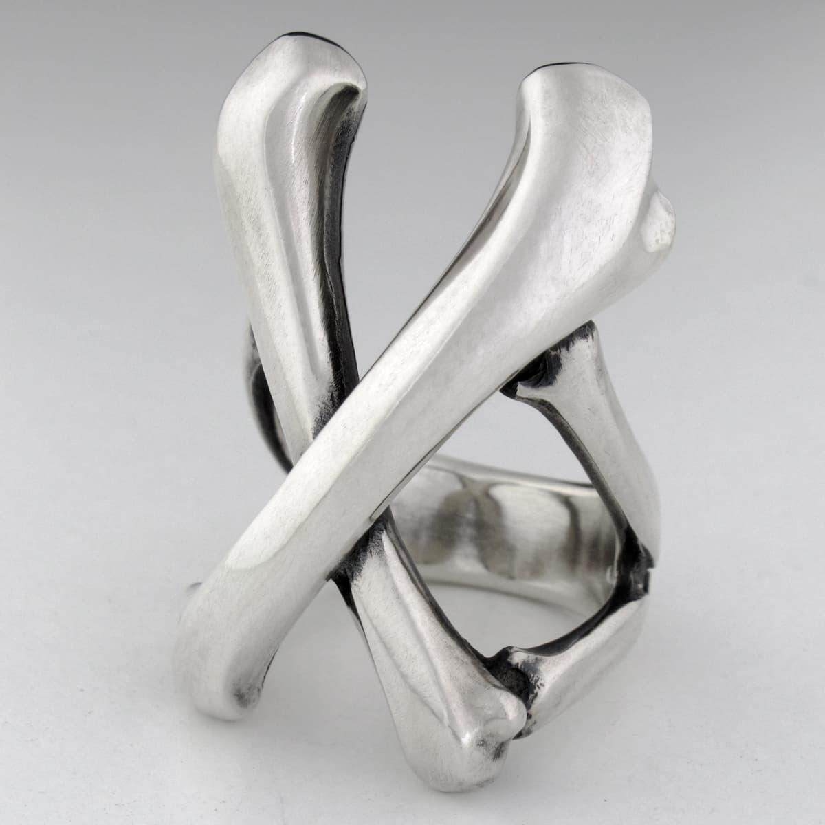 Large Cross Bone Ring [ BCR-2 ] - RAT RACE OFFICIAL STORE