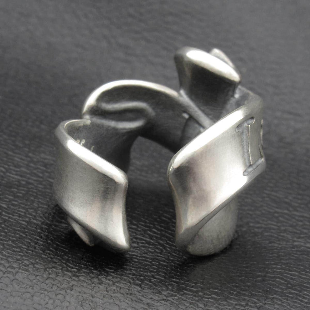 ラットレース - Flap Ribbon Ear Cuff / LOVE – RAT RACE OFFICIAL STORE
