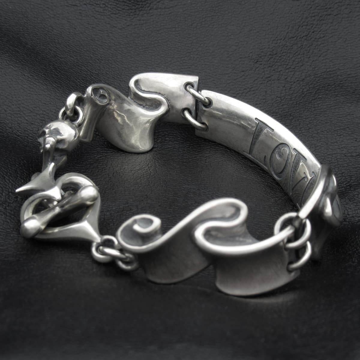 ラットレース　HATEリボンブレスレット　　　　定価75900円 ラットレース HATEリボンブレスレット 定価75900円 Rat Race RAT RACE