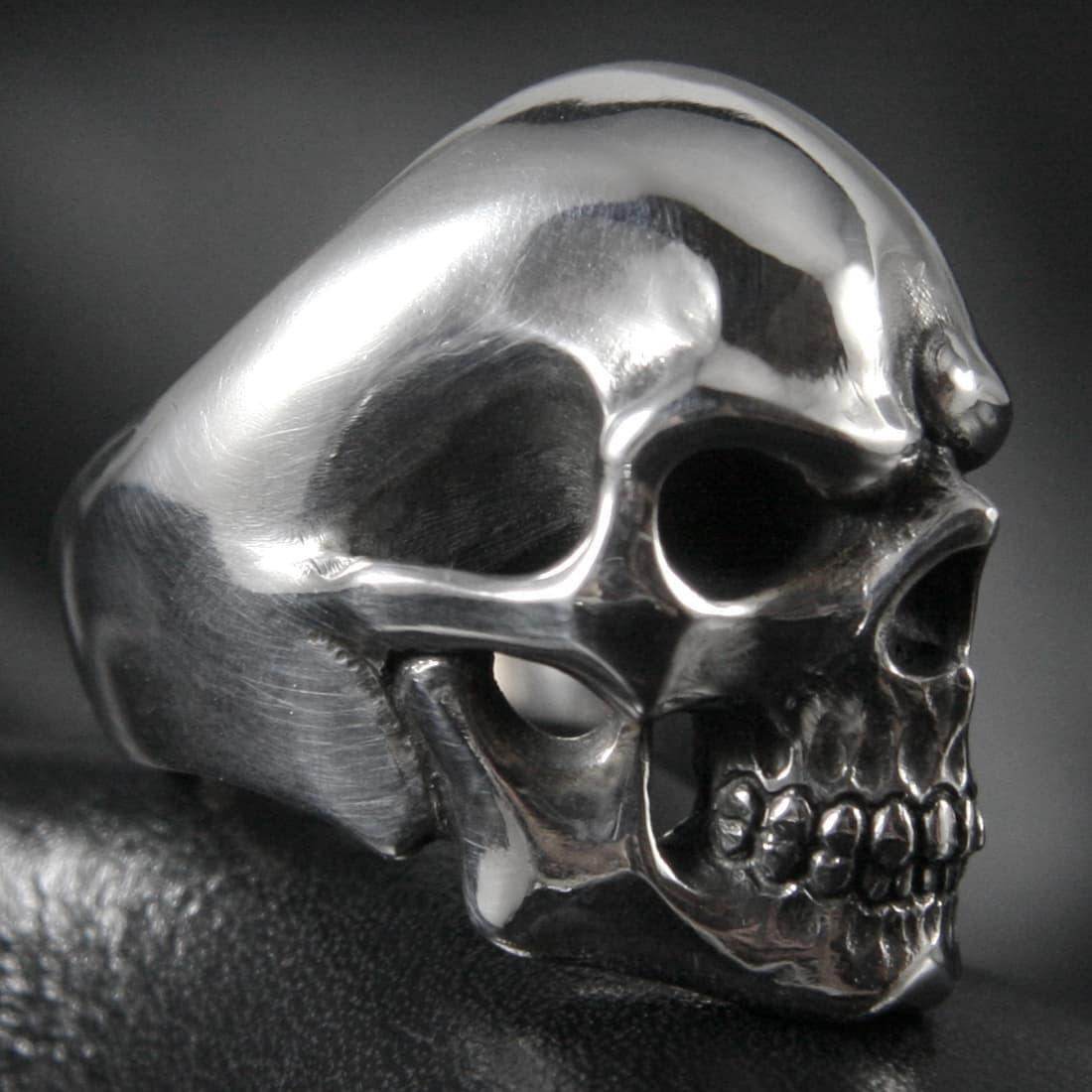 RAT RACE Standard Skull Ring