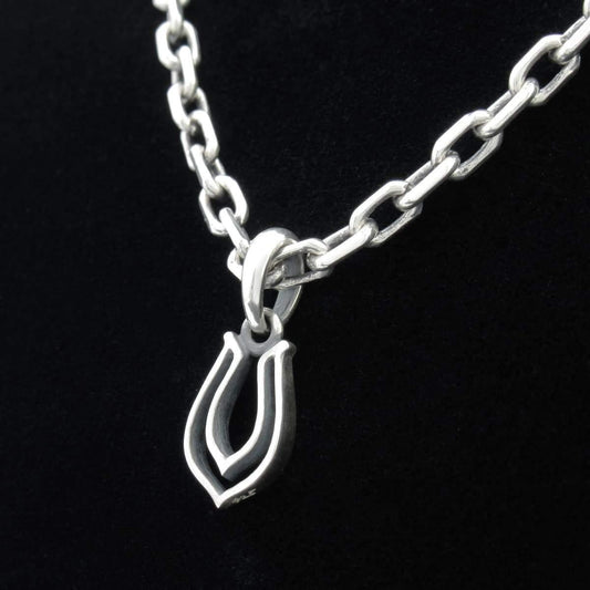 R.A.W（Rat Another World） - Lowercase Top "u" [ RAT-US ] - RAT RACE OFFICIAL STORE